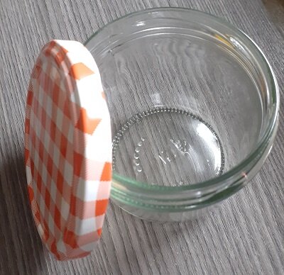 Einweckglas mit Schraubdeckel
